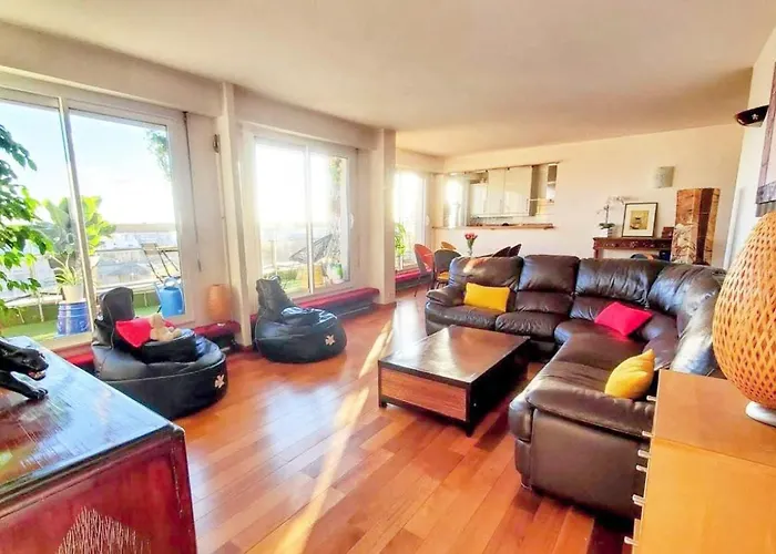 Dernier Etage, 108m2, Vue Panoramique Lägenhet *